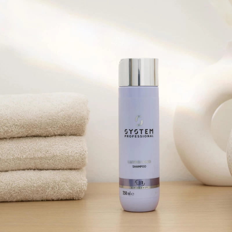 System Professional Luxeblond Σαμπουάν Διατήρησης Χρώματος για Βαμμένα Μαλλιά 250ml System Professional Luxeblond Σαμπουάν Διατήρησης Χρώματος για Βαμμένα Μαλλιά 250ml